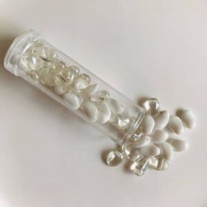 Gütermann creativ Glasperlen Petal Beads weiss