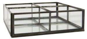 IB Laursen Glasbox mit 4 Fächer offen, schwarz