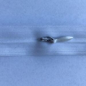 Reissverschluss nahtverdeckt 4mm, Weiss